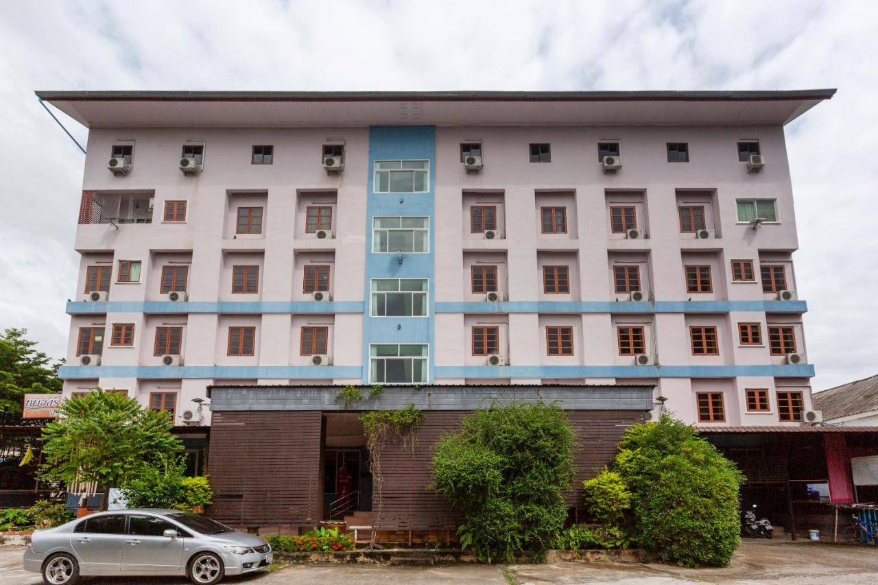Oyo 75356 Thipsiri Lodge Chiang Mai Ngoại thất bức ảnh