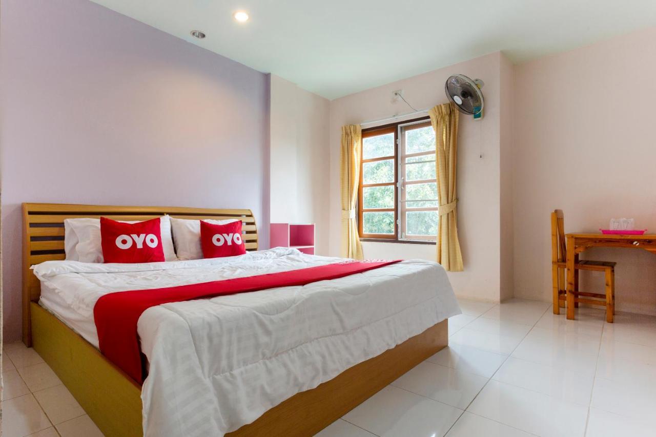 Oyo 75356 Thipsiri Lodge Chiang Mai Ngoại thất bức ảnh