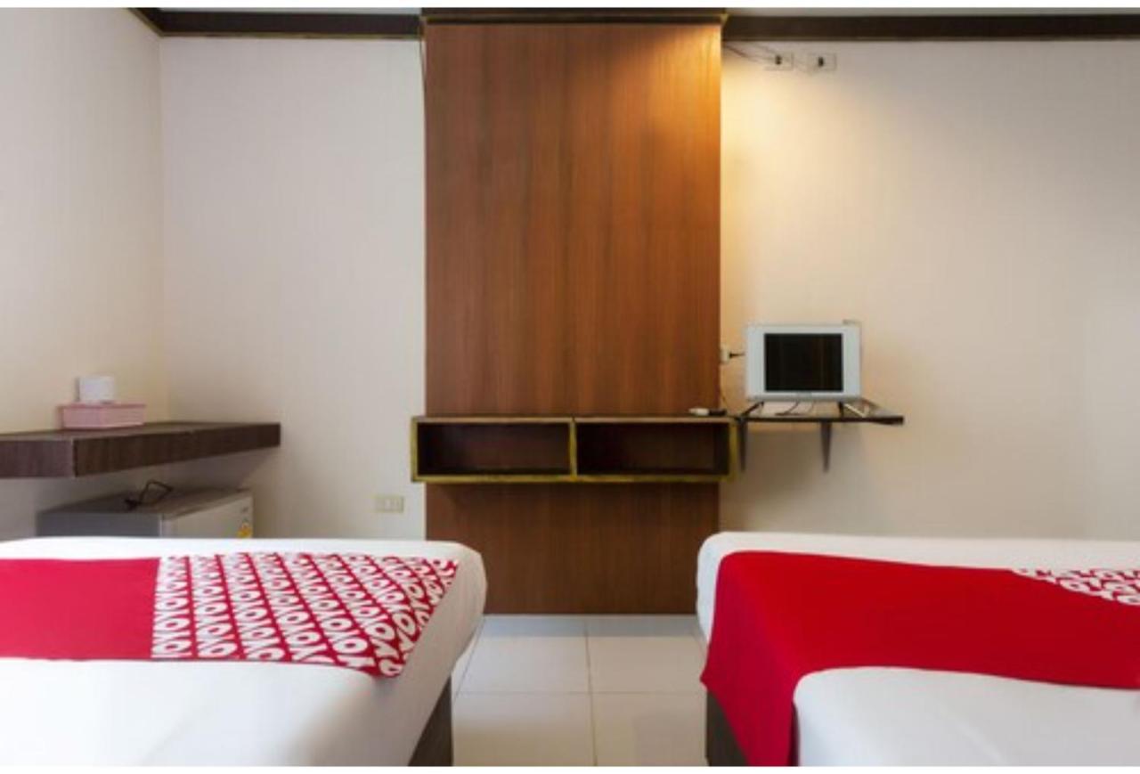 Oyo 75356 Thipsiri Lodge Chiang Mai Ngoại thất bức ảnh