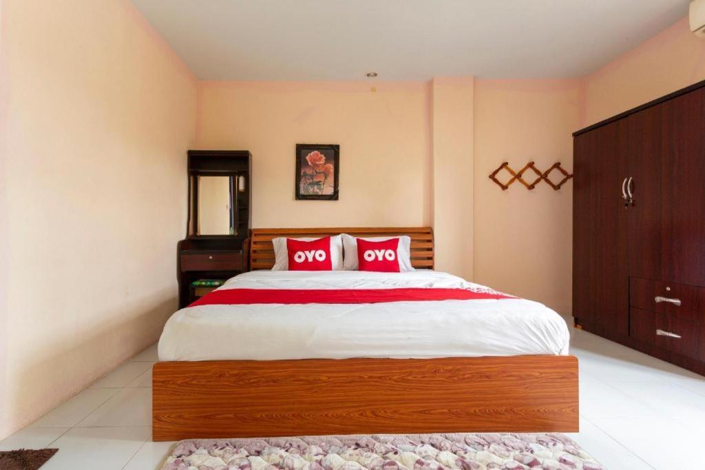 Oyo 75356 Thipsiri Lodge Chiang Mai Ngoại thất bức ảnh